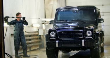 Stire din Economie : Cine e vinovat de existența fenomenului muncii "la negru": statul, patronii sau lucrătorii?