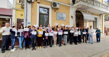Stire din Social : Protestul angajaţilor Caselor de Asigurări de Sănătate a fost anulat