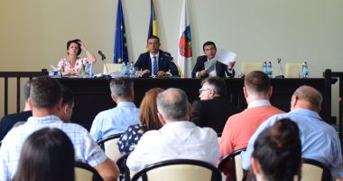 Stire din Politică-Administrație : Aleșii județeni, convocați în ședință CJC. Ce proiecte se află pe ordinea de zi