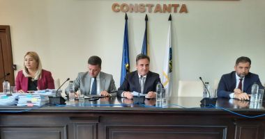 Stire din Politică-Administrație : Aleşii judeţeni s-au reunit în ședință. Iată ce proiecte de hotărâri au votat!