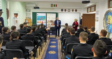 Stire din Cultură-Educație : Colegiul Național Militar "Alexandru Ioan Cuza" oferă antrenamente gratuite în vederea pregătirii probelor sportive de admitere