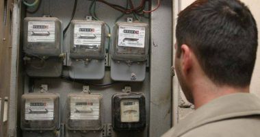 Stire din Economie : Compensarea şi plafonarea preţului la gaze, soluţii luate în calcul de Guvern, după explozia facturilor