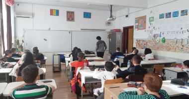 Stire din Cultură-Educație : Din circa 2.000 de participanți la Concursul "Tomis", doar doi elevi au atins nivelul maxim de punctaj