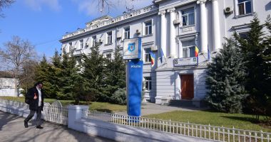 Stire din Eveniment : Bătaie pe un post de ofițer în IPJ Constanța. Concursul se va ține în aulele de la Universitatea „Ovidius”!