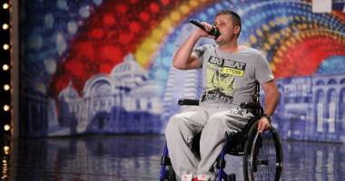 Lecția de viață a unui tânăr condamnat să trăiască în scaunul cu rotile - 3