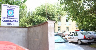 Constănțeni umiliți de polițiști. Cu ce se ocupă oamenii legii din Constanța - 2