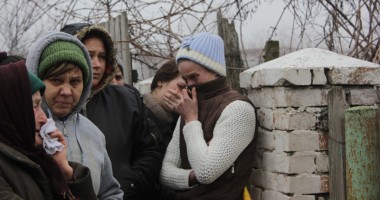 IMAGINILE DISPERĂRII:  și-au pierdut cele trei fetițe în flăcări / VIDEO - 4