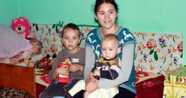 Stire din Social : Copilărie cu prea multă durere și lacrimi