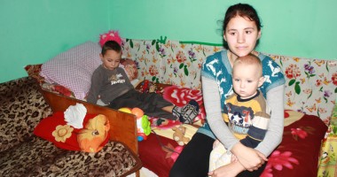 Copilărie cu prea multă durere și lacrimi - 3