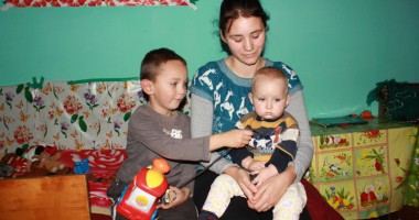 Copilărie cu prea multă durere și lacrimi - 7