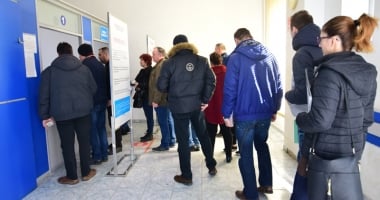 Coșmarul înmatriculărilor auto. Mașini trase forțat pe dreapta - 2