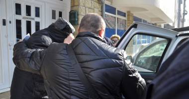 Crimă în cartierul CET.  Ucisă cu 11 lovituri de cuțit! - 6