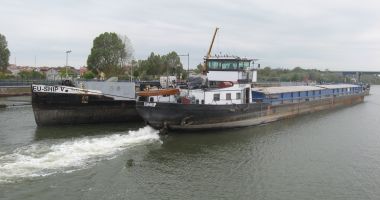 Criza prețurilor a afectat traficul de mărfuri pe Canalul Dunăre - Marea Neagră
