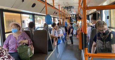 Reclamații peste reclamații la CT BUS! Călătoria cu autobuzul, greu de suportat. „Ne sufocăm!” - 3