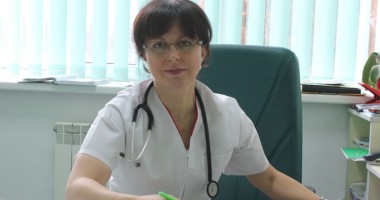 Stire din Sănătate : Tușiți sau respirați mai greu? Iată de ce trebuie să mergeți la doctor