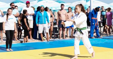 Stire din Sport : Drumul spre podium, la 14 ani. „Pentru a face performanță, trebuie să știi să cazi”