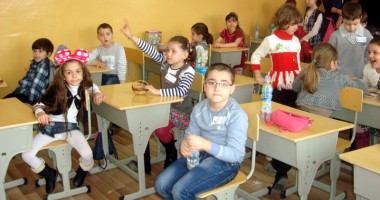 De ce ar alege elevii o carte  în loc să navigheze pe Facebook - 5