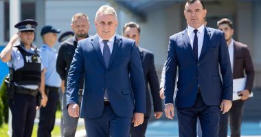 Ministrul Afacerilor Interne, Lucian Bode, prezent pe litoral: "Sezonul estival este o provocare" - 3