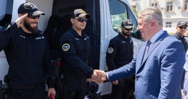 Ministrul Afacerilor Interne, Lucian Bode, prezent pe litoral: "Sezonul estival este o provocare" - 6