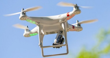 Deținuți aprovizionați cu telefoane și droguri cu ajutorul dronelor - 2
