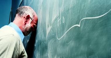 Stire din Cultură-Educație : Dezastrul din învățământ începe din clasa I. Cine-s vinovații?