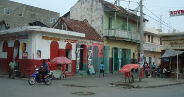 Mărturii din misiunea Haiti. „Toată lumea avea arme, ieșeam pe stradă numai cu vestă antiglonț!” - 5