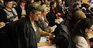 Stire din Cultură-Educație : Directori schimbați din funcție de inspectorul general Gabriela Bucovală