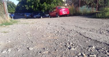 Stire din Social : Cursă cu obstacole pentru copiii cu dizabilități care vor să ajungă la școală, în Constanța