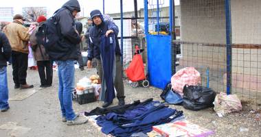 Bătălia pentru supraviețuire. Cum  se face negoț în târgul obor - 12