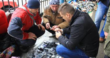 Bătălia pentru supraviețuire. Cum  se face negoț în târgul obor - 9