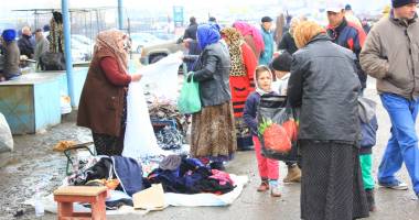 Bătălia pentru supraviețuire. Cum  se face negoț în târgul obor - 10