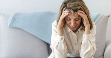 Stire din Sănătate : Sfaturi pentru a combate durerile de cap din timpul verii