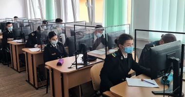 Stire din Cultură-Educație : Elevii, invitaţi să îmbrace uniforma militară. 120 de locuri la Colegiul „Alexandru Ioan Cuza”