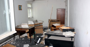 CONSTANȚA, IMAGINILE DEZASTRULUI - Afacerea de miliarde care-i mai "hrănește" doar pe hoții de fier vechi - 7