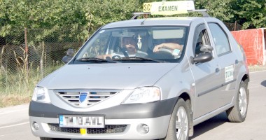 Stire din Eveniment : Ce greșeli stupide comit candidații la examenul pentru permis auto