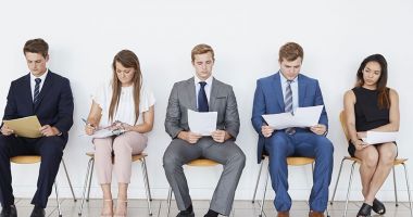 Credeți că „fabricile de diplome” din România ar putea deveni „fabrici de competențe”? - 4