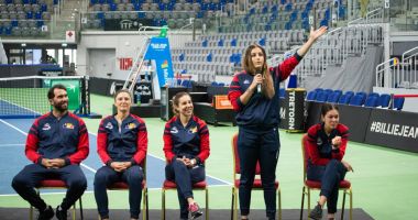 Stire din Sport : "Şmecheria" Andreei Prisăcariu nu este cea mai mare problemă a tenisului românesc. Halep şi Cîrstea sunt de negăsit