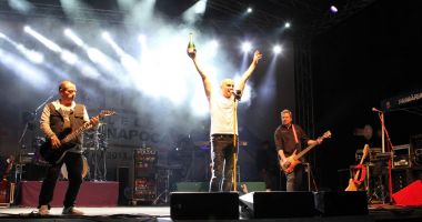 Stire din Social : Festival al muzicii româneşti, la Constanţa. Patru zile de concerte, la Poarta 1