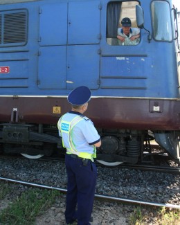 Polițist local din Ovidiu, prins la furat de motorină - 2