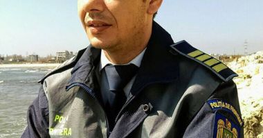 Polițiștii de frontieră refuză hrana  și poartă banderole tricolore.  "Ne gândim la un protest masiv!" - 2