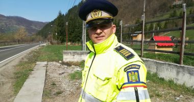 Polițiștii de frontieră refuză hrana  și poartă banderole tricolore.  "Ne gândim la un protest masiv!" - 5