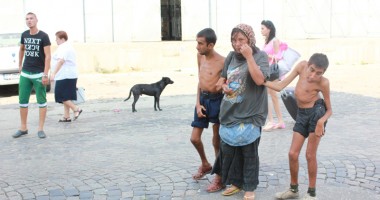 Viața în zona Gării Constanța: "Nu mai putem trăi aici. Ne omoară mirosul, gălăgia și mizeria!" / Galerie foto - 6