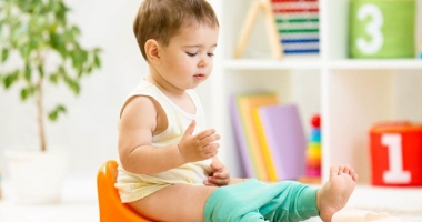 Stire din Sănătate : Gastroenterocolita - cauze, simptome, tratament. Cele mai bune sfaturi de la medicul pediatru