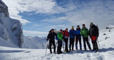 Stire din Economie : Ghizii de turism, uitaţi şi abandonaţi de stat. Vor să fie în serviciul autorităţilor locale
