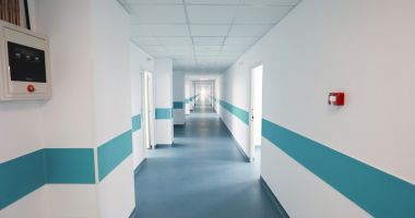 În sfârșit! După şase ani, s-a dat jos lacătul de pe secţia de Obstetrică-Ginecologie I a Spitalului Judeţean - 5