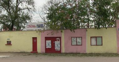Stire din Diverse : O nouă tentație pe litoral.  Se redeschide Grădina  de vară "Farul" din Mangalia