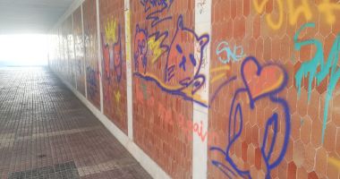 Constanța „mâzgălită”! Graffiti-urile au umplut blocurile gri! - 8