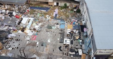 Groapă de gunoi în loc de cinema! Focarul de infecție din inima stațiunii Mamaia - 2