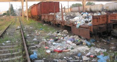 Stire din Economie : Guvernanța clientelar-politicianistă a dus de râpă companiile și regiile statului