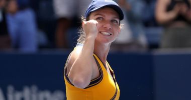 Stire din Sport : Simona Halep se pregăteşte pentru un nou sezon. Constănţeanca a plecat în Australia